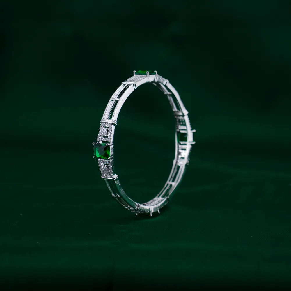 AD Bangle M006