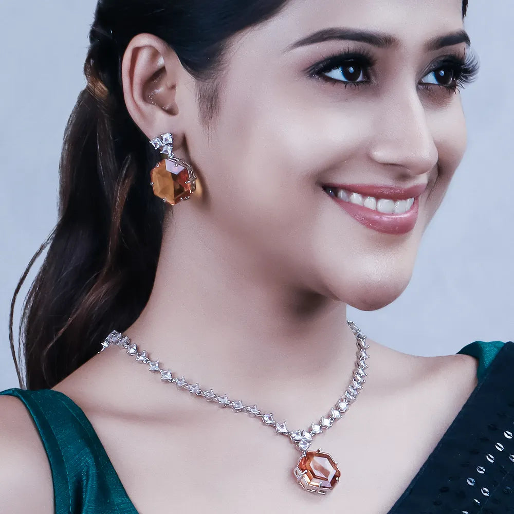 AD Necklace MHN019