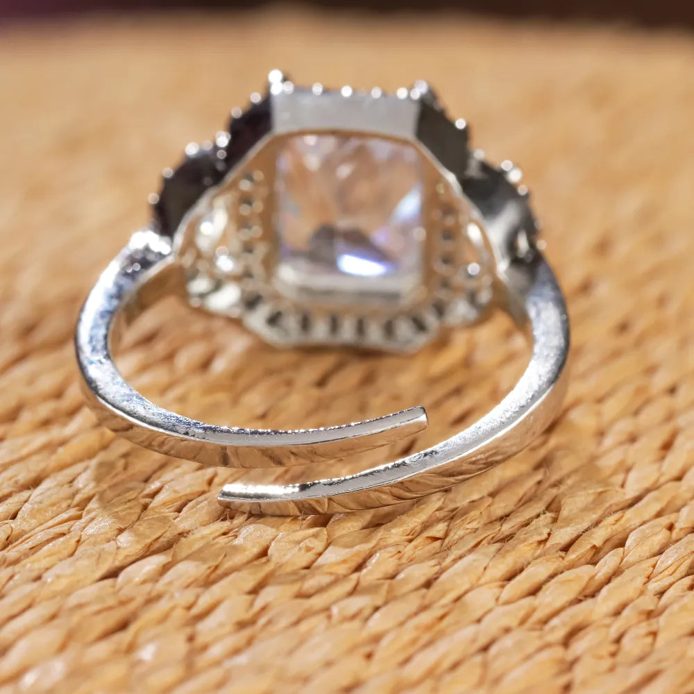 AD Ring SWR051W