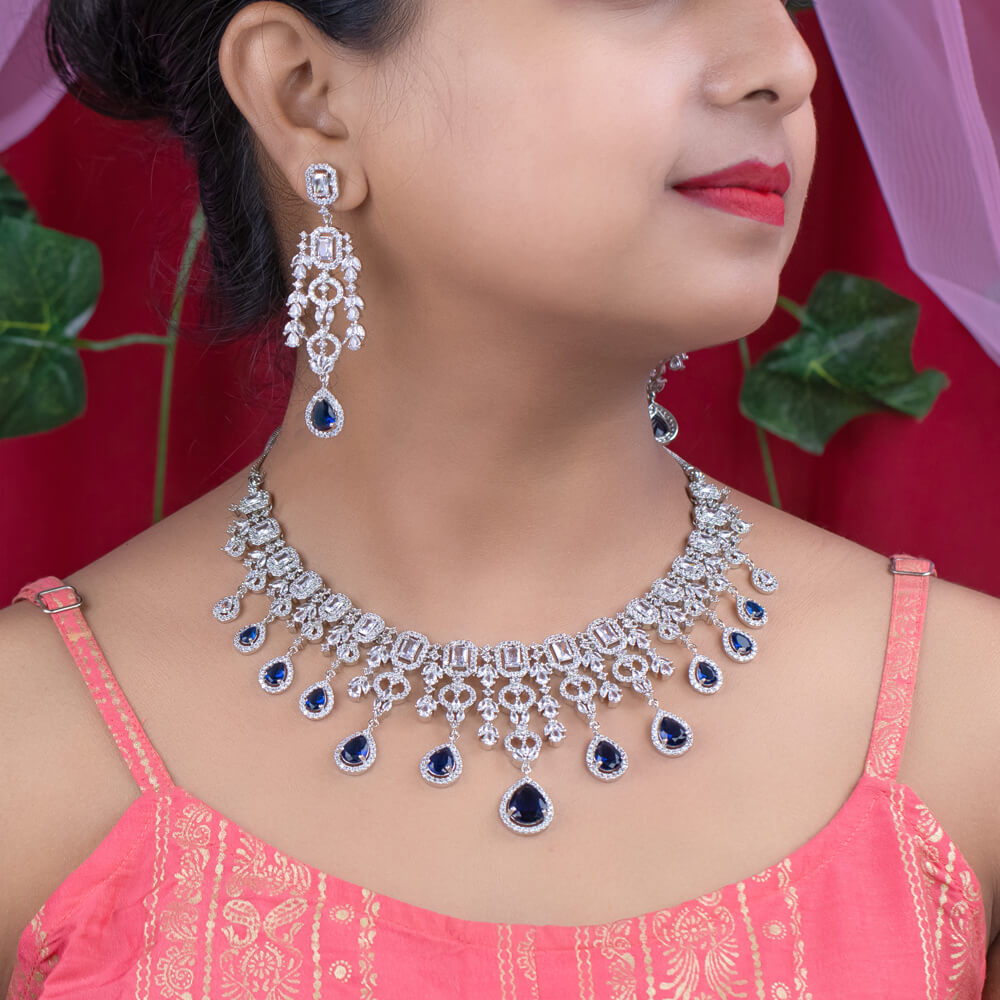 Buy Karatcart Blue Square Shape Necklace Set Online At Best Price @ Tata  CLiQ